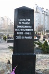 Fot.16. Obelisk na mogile 711 zamordowanych Polaków.